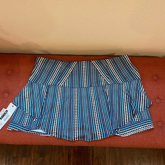 Lucky in Love Tennis skirt - Picture 1 of 3